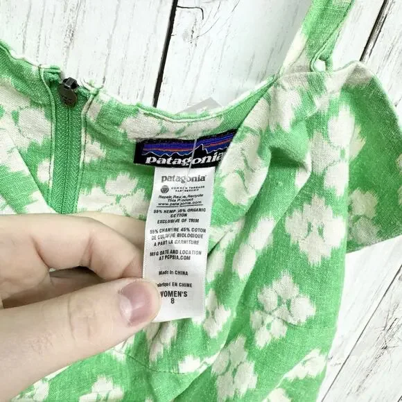 Patagonia Tank Top Women Size 8 Squared Neck Wide Strap Floral Green Outdoor - Picture 2 of 4